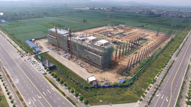 張國偉書記一行深入中譽(yù)鼎力觀摩調(diào)研，為新鄉(xiāng)市礦山設(shè)備除塵技術(shù)裝備制造把脈問航